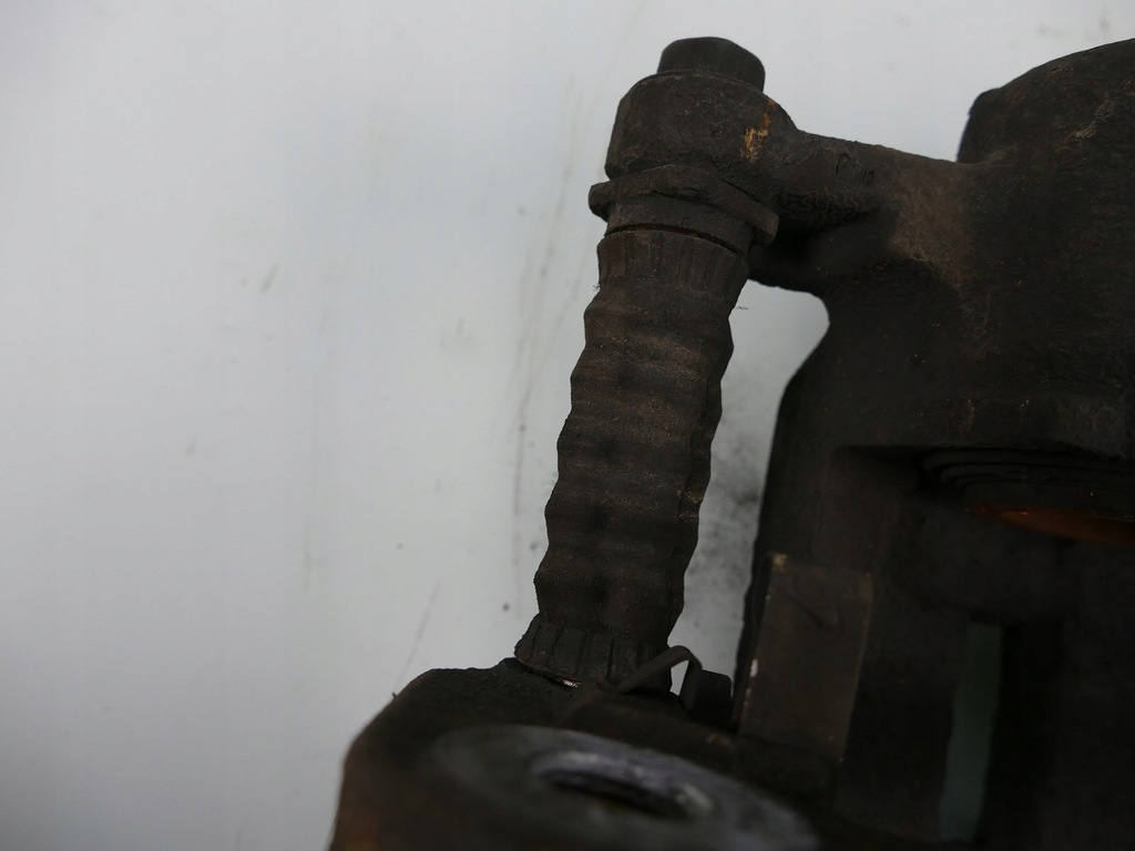 фото №9, Isuzu grafter n35 3.0 супорт гальмівний l.p n75 npr