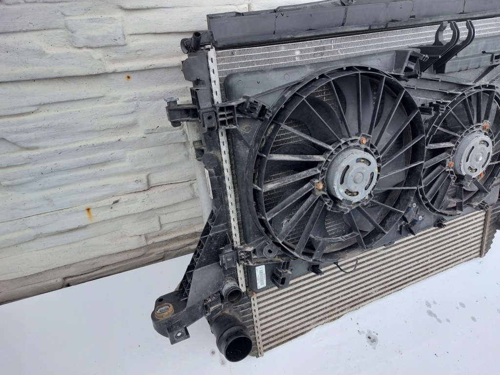 Master 3 комплект радиатор 2.3 dci вентиляторы в Украине