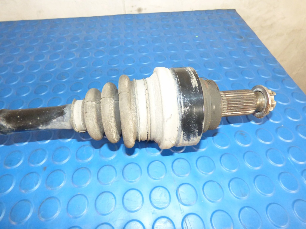 Bmw 1 f20 2.0 d приводной вал левая правая задняя stbdb Киев