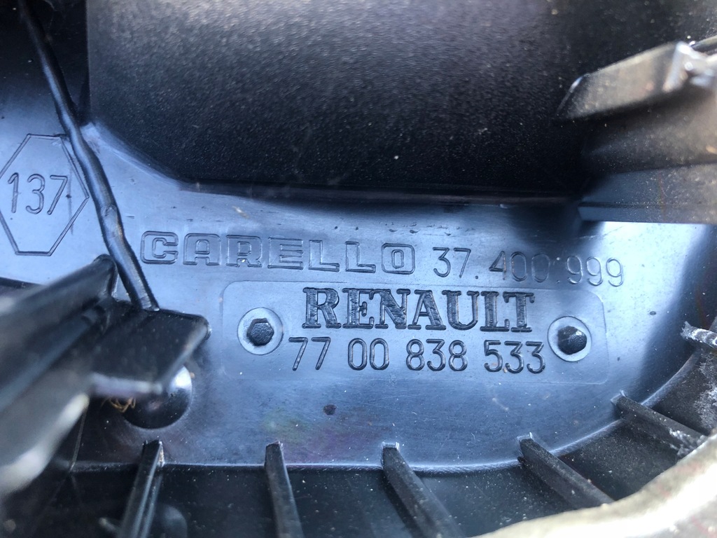 фото №3, Права задня лампа кришки renault megane sedan 95-99