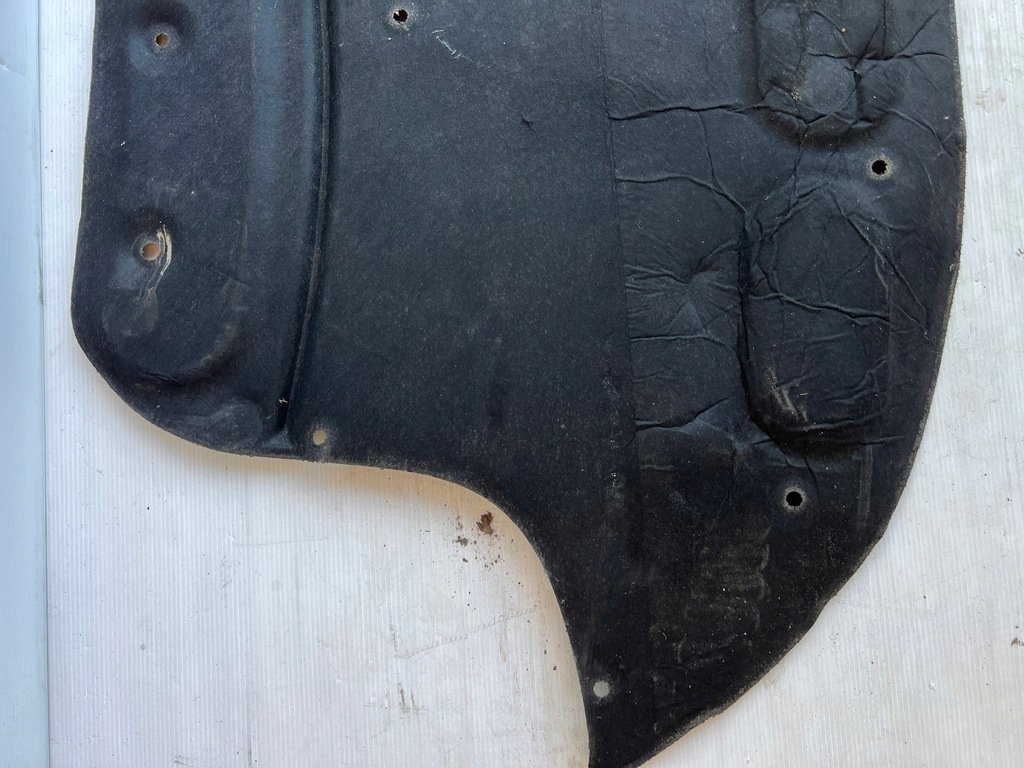 фото №5, Шумоизоляция капот mercedes cls e w212 a2126820126