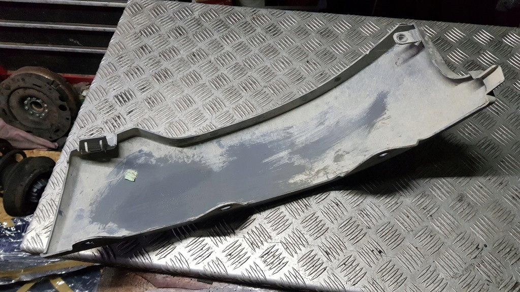 фото №9, Volvo fh5 кутик owewka бампера правий 84205718