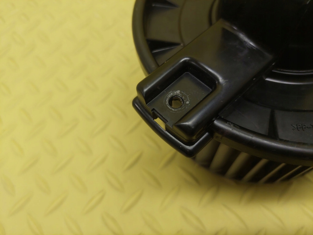 фото №5, Toyota corolla verso повітродувка повітря 1940001510