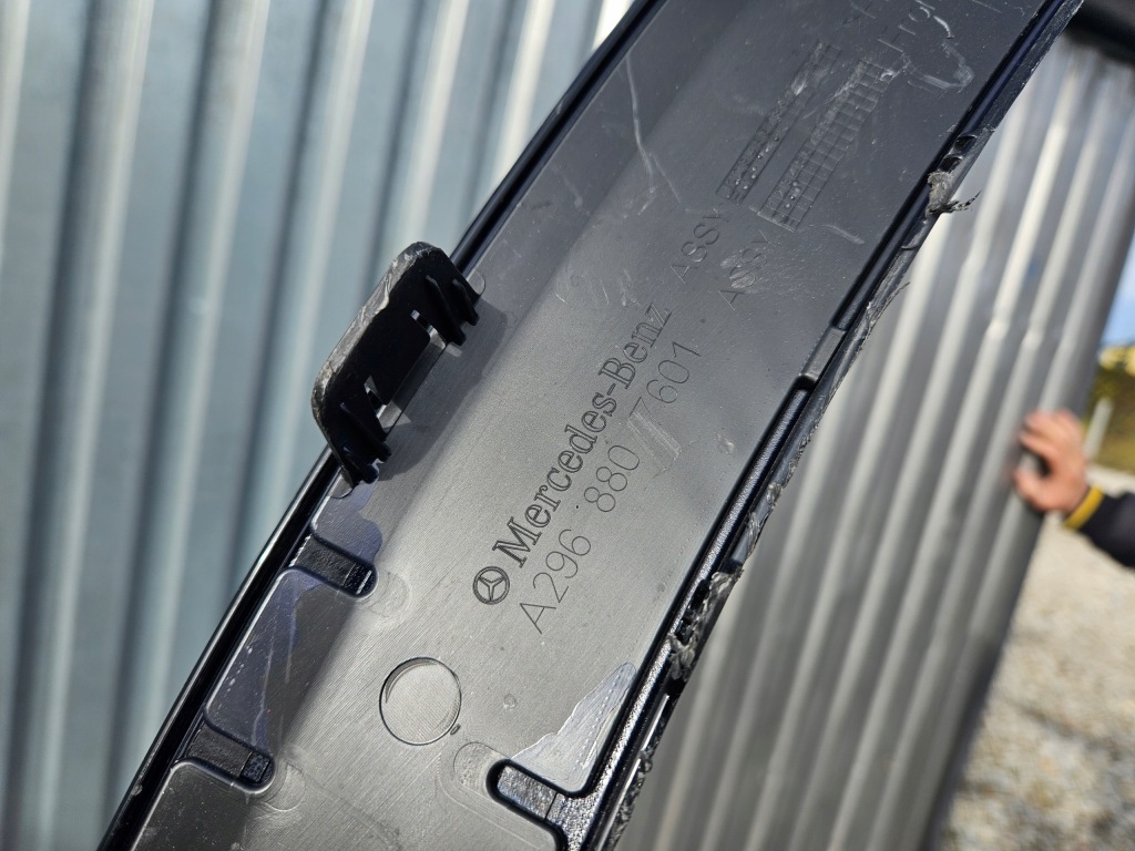 фото №6, Mercedes eqs w296 молдинг крила ліва перед
