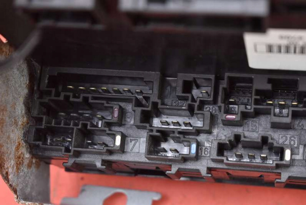 фото №8, Модуль комфорта 2115453601 mercedes cls c219 w219 3.5 v6 272 km 04-08