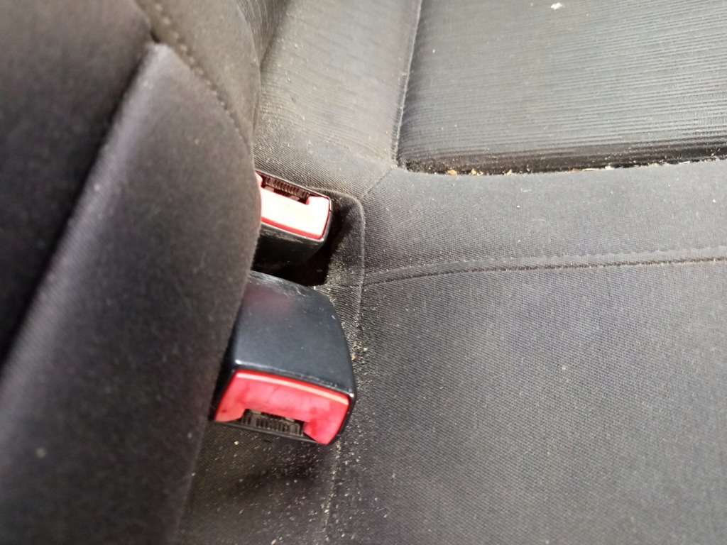 Купить Клипса поперечина безопасности задняя левая audi a4 b7