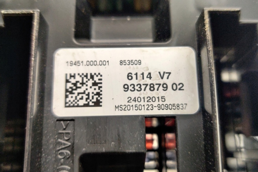 фото №8, Коробка предохранителей bmw 4 gran coupe f36 9337879 2.0l дизель 135kw