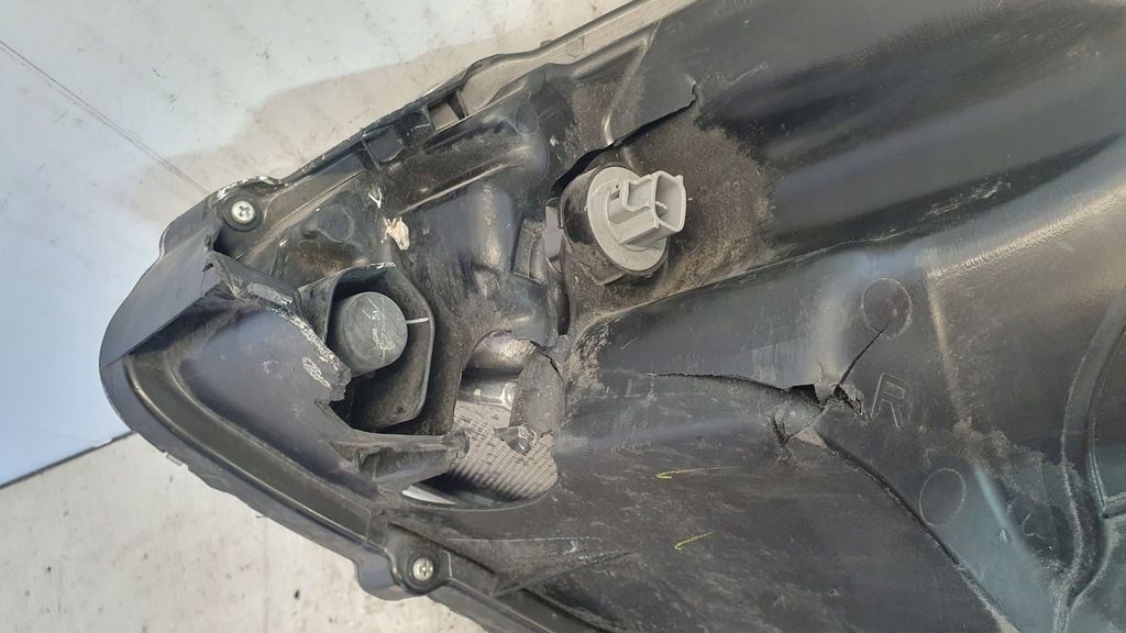 фото №13, Nissan micra k13 lift лампа перед правая оригинал europa повреждённая