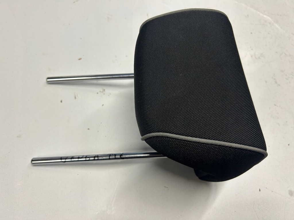 фото №1, Kia venga подголовник задний