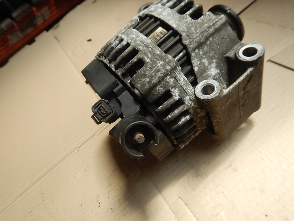 Генератор peugeot citroen mini r56 1.6 thp v757565080 Доставка