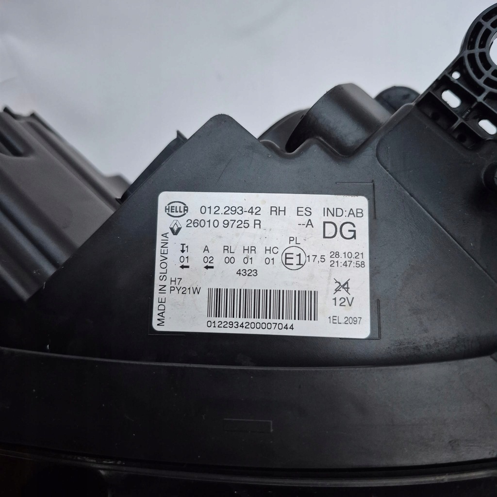 фото №9, Renault scenic iv 4 16- лампа правая перед передняя линза led 260109725r