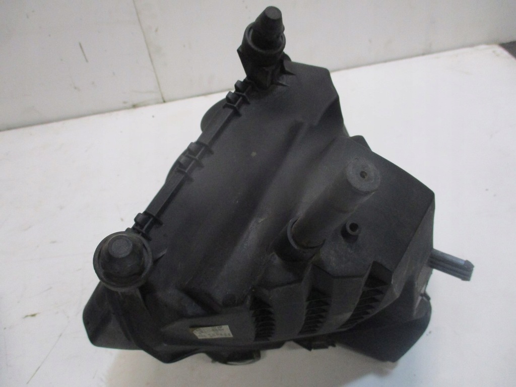 фото №5, Корпус фільтра повітря audi a6 4f0 4f0133837h