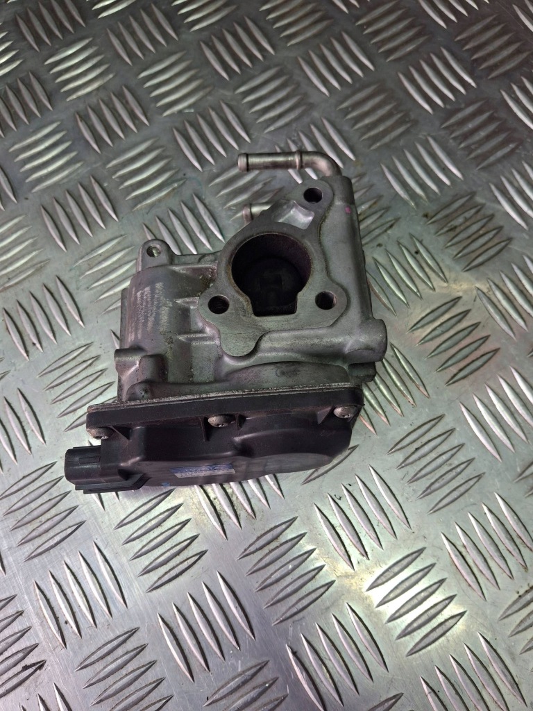 фото №1, Toyota rav 4 xa40 2015 клапан egr