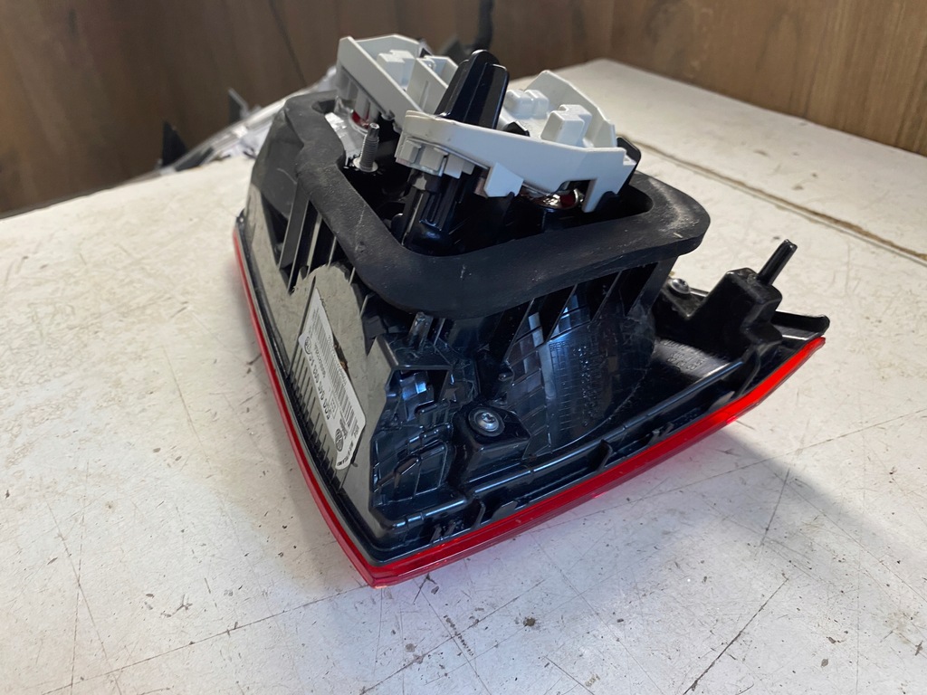 фото №12, Vw golf vii лампа лівий задня w кришка 5g0945093ac