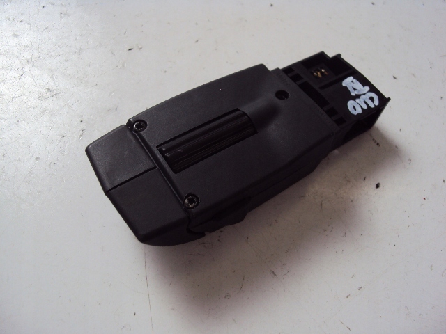 фото №2, Панель радио рычаг renault clio iv 12-16