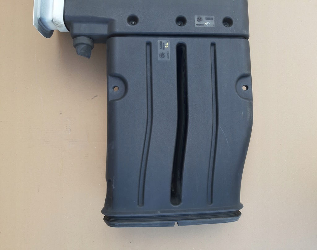 фото №7, Daf xf 106 euro 6 воздухозаборник komin впуск воздуха решётка 1862026