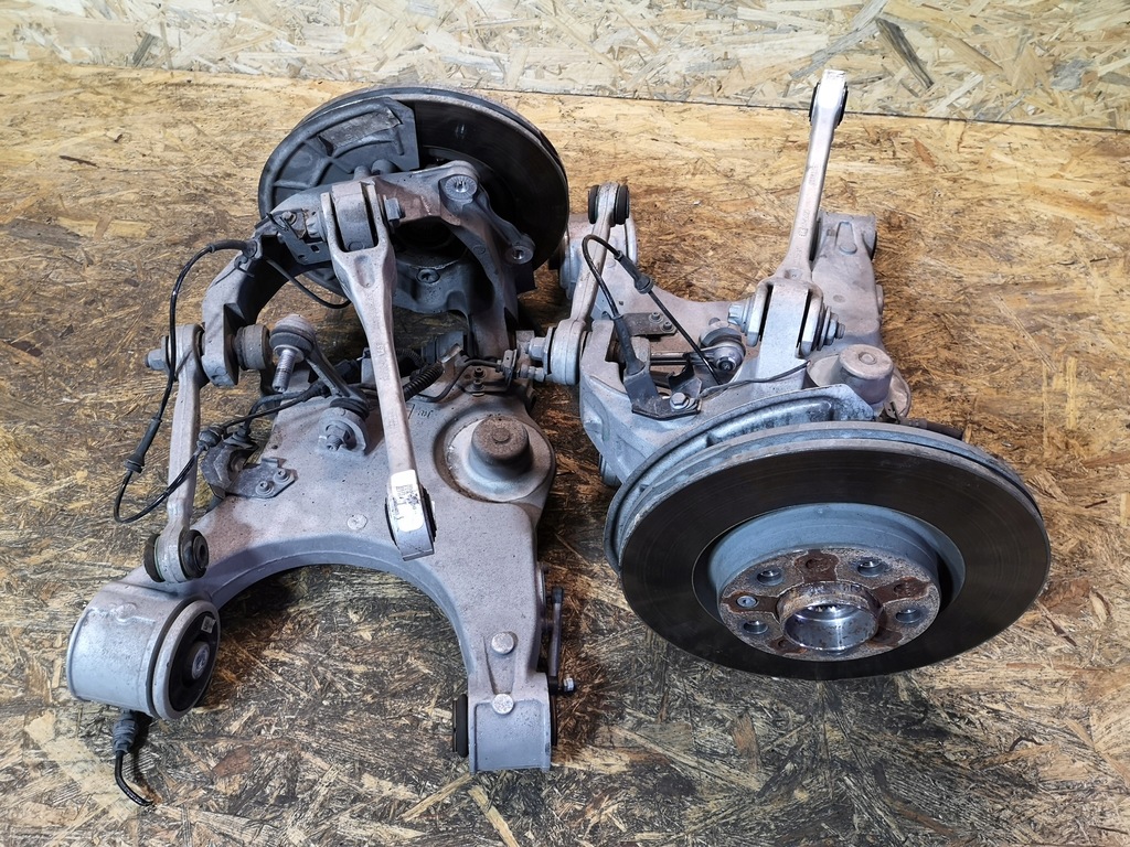 фото №1, Alfa romeo stelvio важіль поворотний кулак ліва права задня