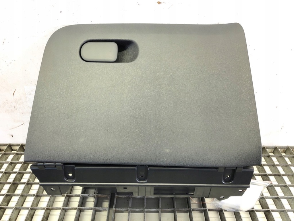 фото №1, Бардачок citroen c3 picasso minivan полка