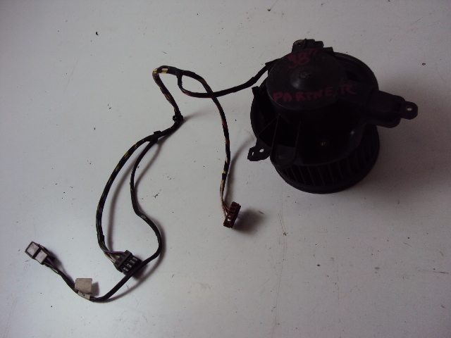 фото №1, Воздуходувка обдув peugeot partner 1998-