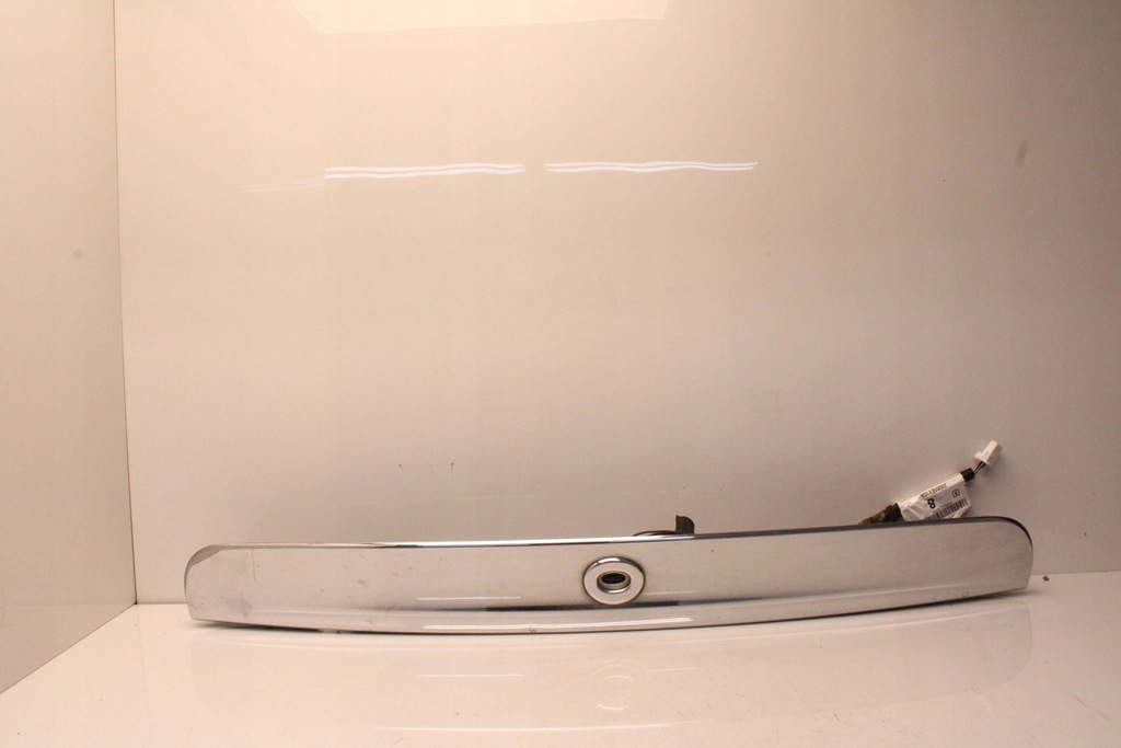 фото №1, Nissan qashqai j10 +2 08r- накладка молдинг крышки багажника задняя задняя