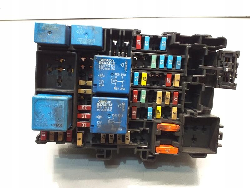 фото №2, Коробка предохранителей renault clio v 243805499r