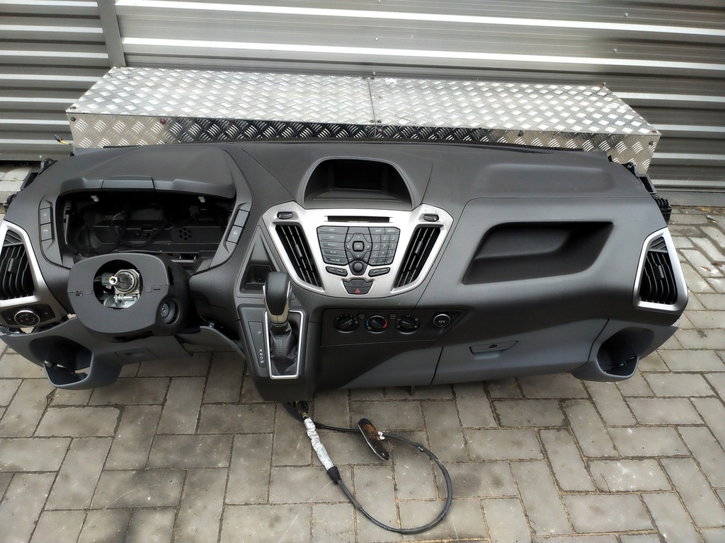 фото №1, Ford transit custom консоль приборная панель 2017r