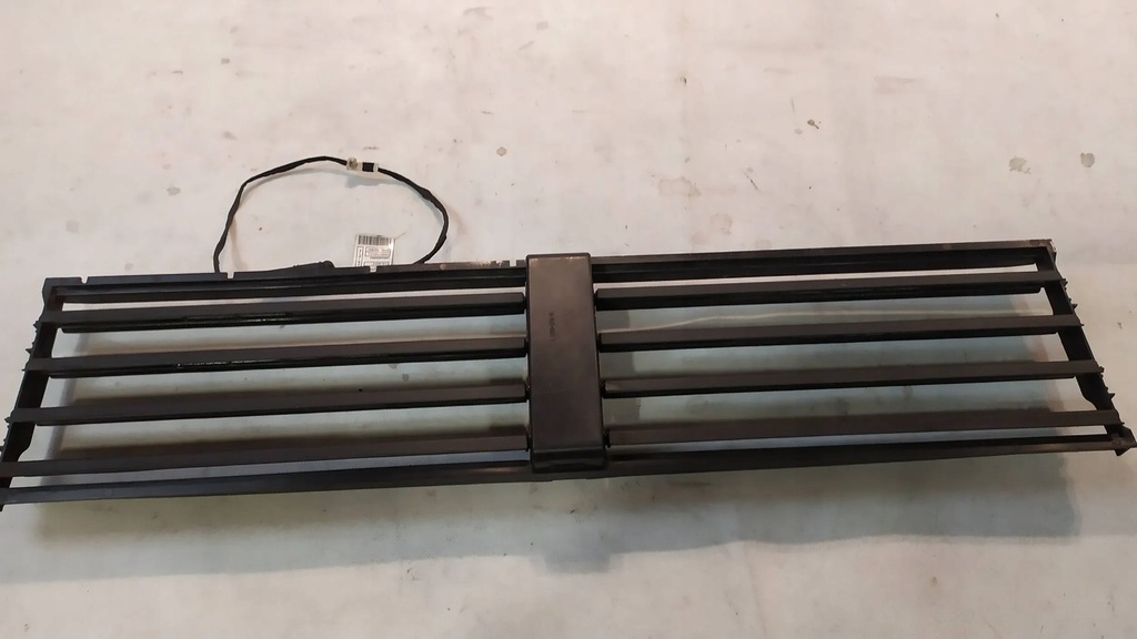 фото №8, Bmw x1 f48 2 f45 f46 жалюзи шторка воздуховод воздуха