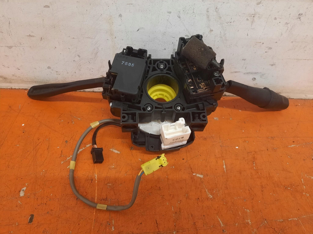 фото №5, Nissan navara d22 pickup 01- lift подрулевой переключатель переключатель комбинированный yd25