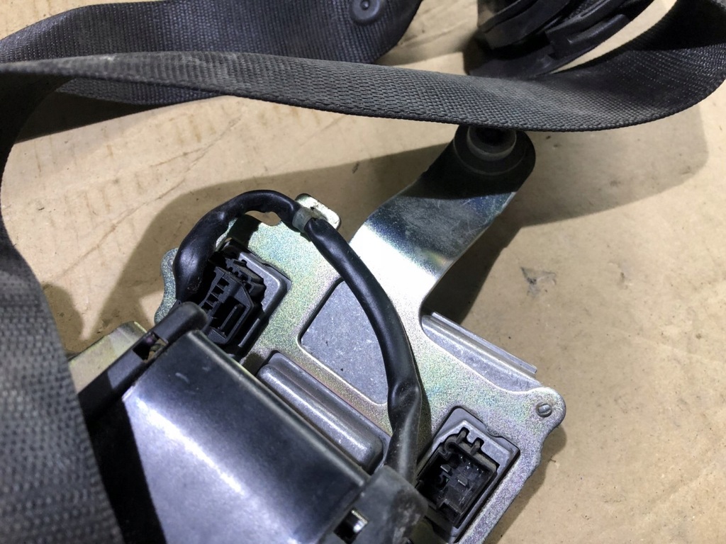 фото №9, Pas безпеки правий перед mercedes e klasa w212 610500500