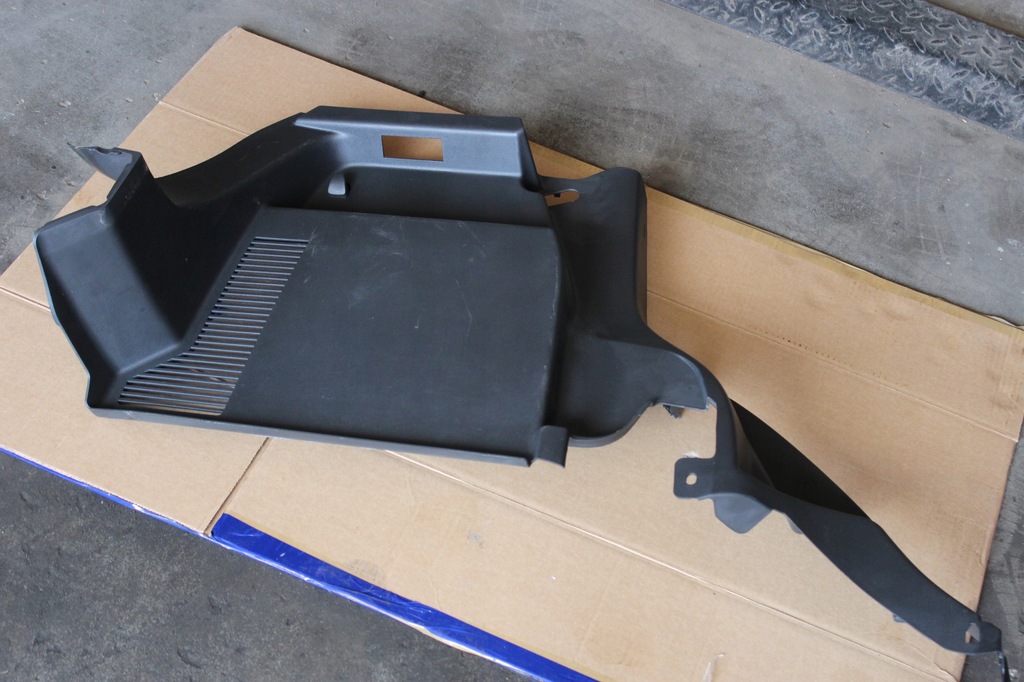 фото №1, Ford ka+ ka plus iii 2018 обшивка багажника левый задняя задний