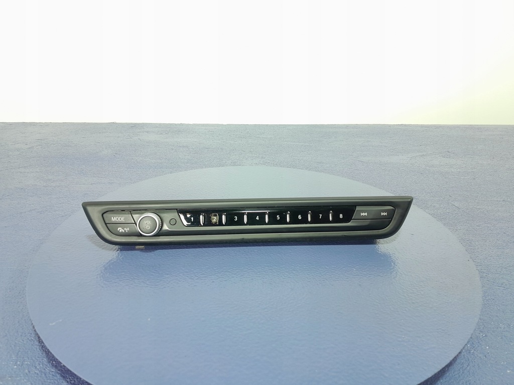 фото №1, Bmw 1 f40 панель управление радио аудио 7949339