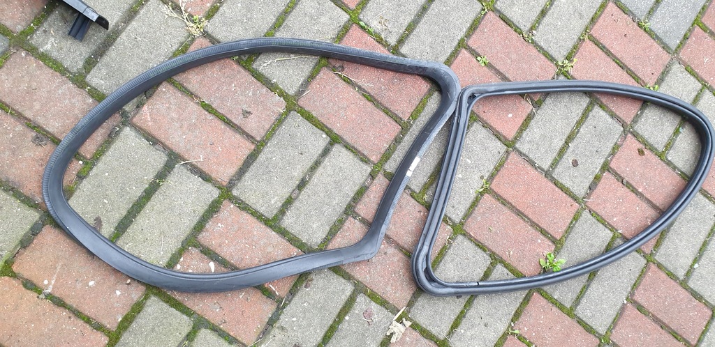 фото №1, Прокладка стекло задняя кузов mercedes r w251 long