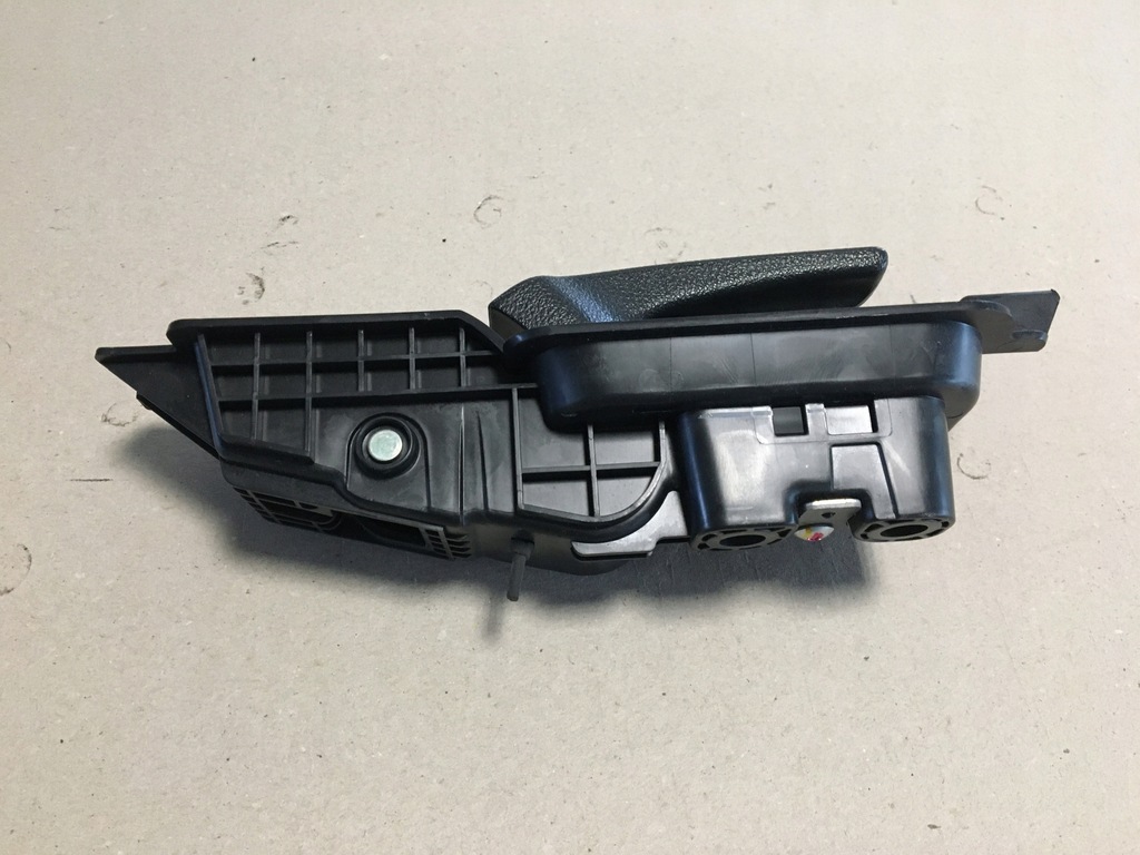 фото №9, Honda cr-v iv ручка отпускающая сиденье правая левая