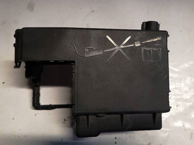 фото №1, Коробка запобіжників 20999170 opel