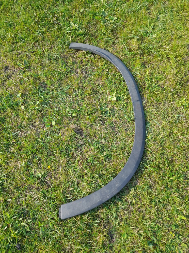 Купити Dfsk seres 3 luxury молдинг крила права задній