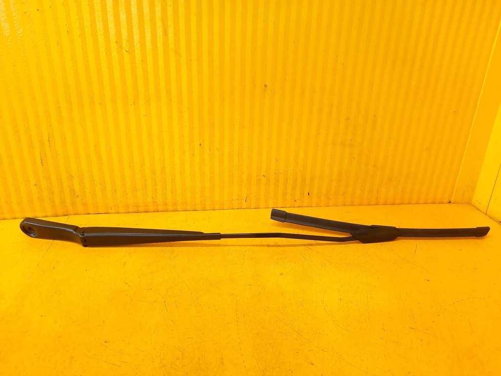 фото №1, Bmw 2 f44 рычаг дворники правое 7453959