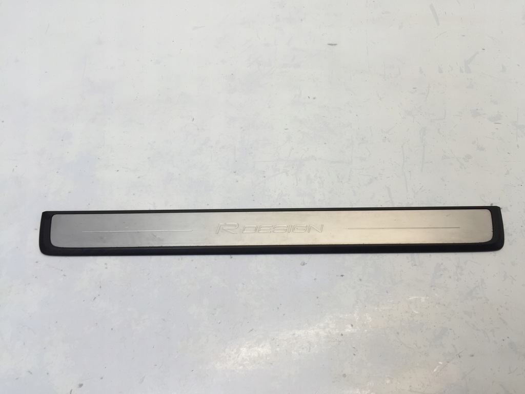 фото №1, Volvo xc40 ii молдинг накладка na передний p r-desing