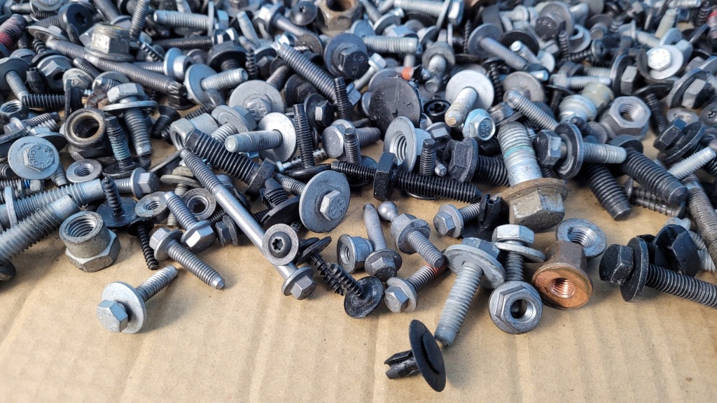 фото №12, Opel astra l vi gse 23r болти кузов підвіска салону 12,3kg