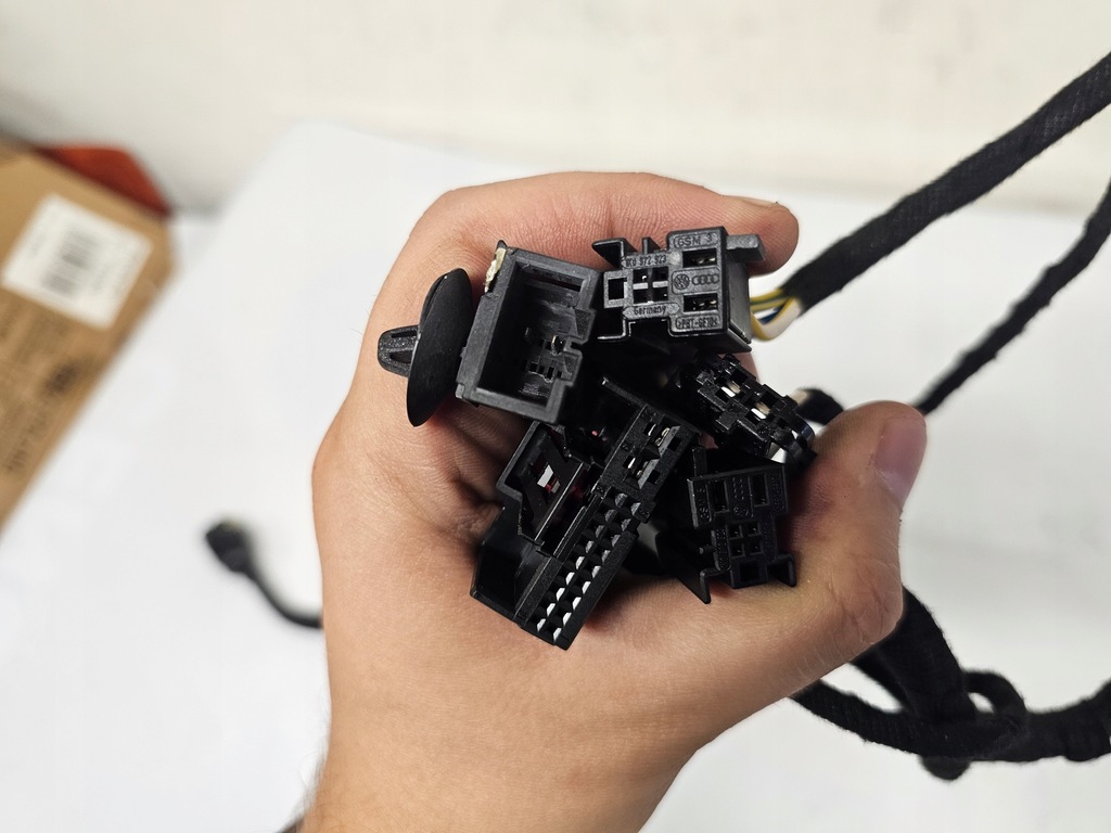 фото №8, Audi q7 4l 07r джгут електропроводка двері права перед 4l0971030a