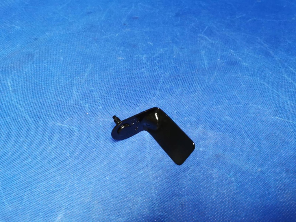 фото №8, Кронштейн кронштейн крила передній нижній правий tesla model 3 1103451s0d