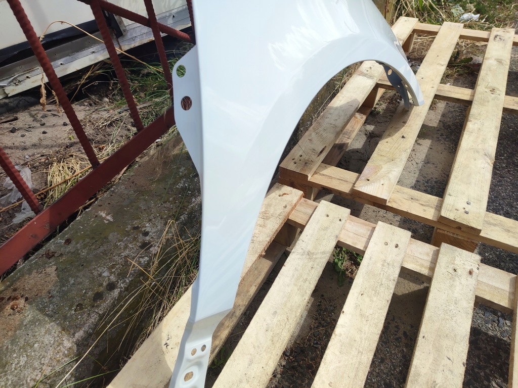 фото №9, Крыло правый перед volvo xc60 y20 i 1 05.08-03.17r лак 707