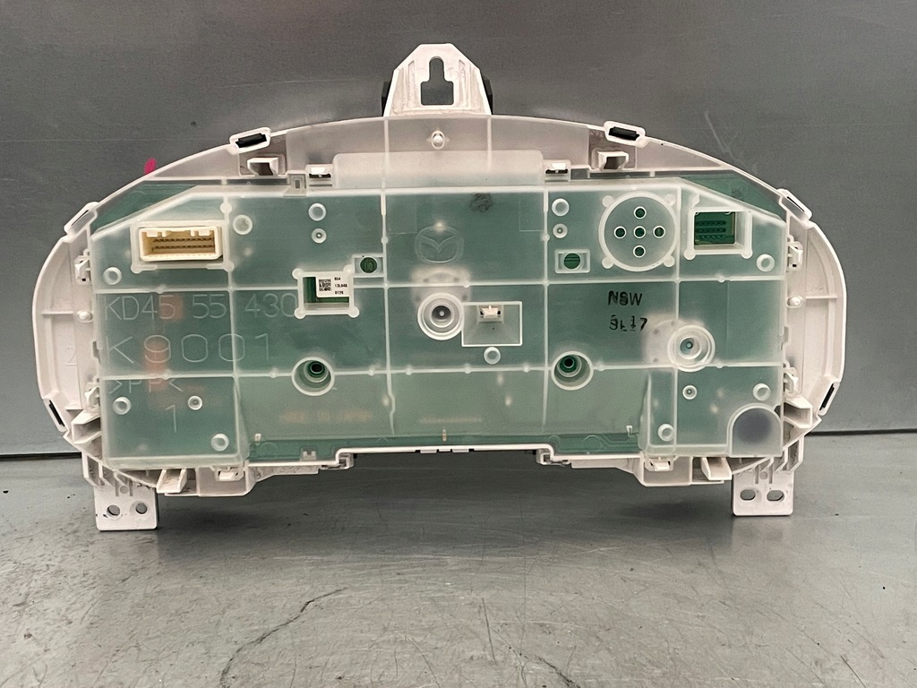 фото №7, Mazda 6 gj 2.2 skyactive 2012- приборная панель счетчик 1wgkp5e w милях