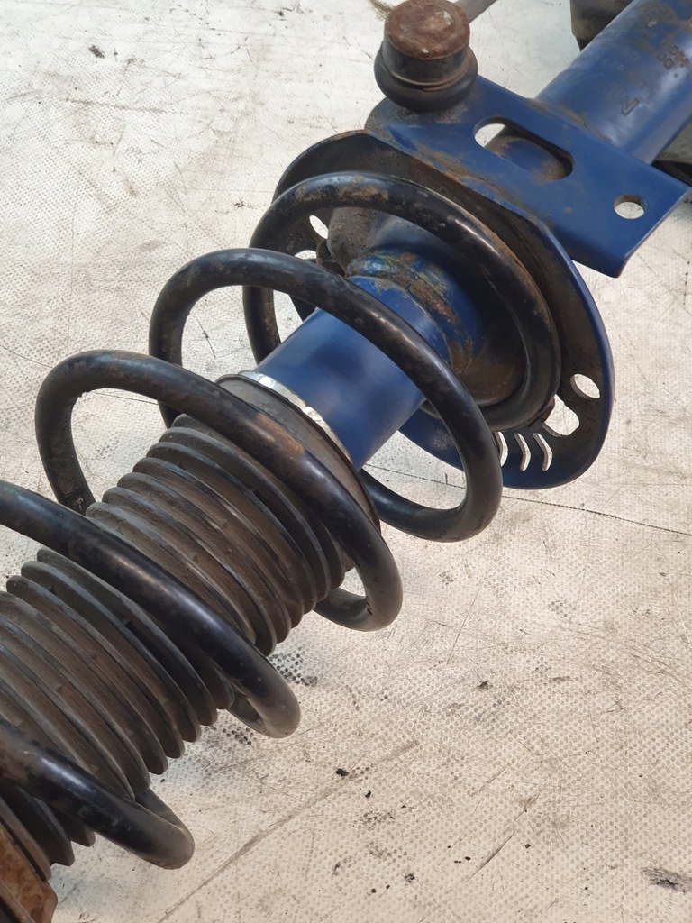 фото №14, Амортизационная стойка левый амортизатор поворотный кулак volkswagen polo 9n 1.9tdi 03r.