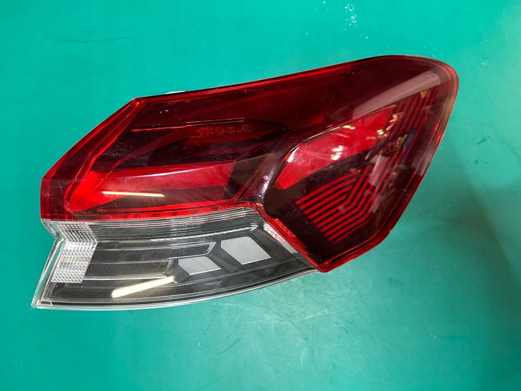 фото №1, Audi q4 e-tron led правый задняя 89a945092b