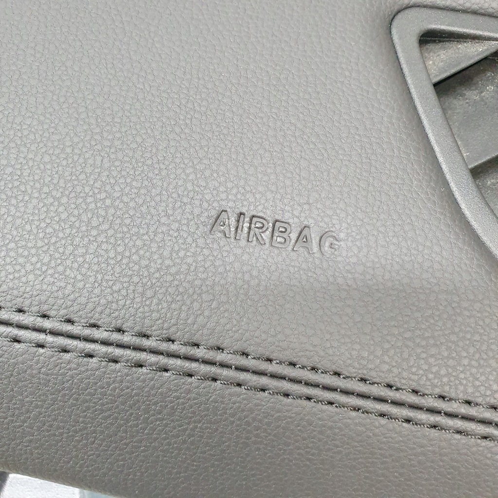 фото №5, Bmw z4 e89 панель приладів консоль подушки безпеки ремені подушка безпеки