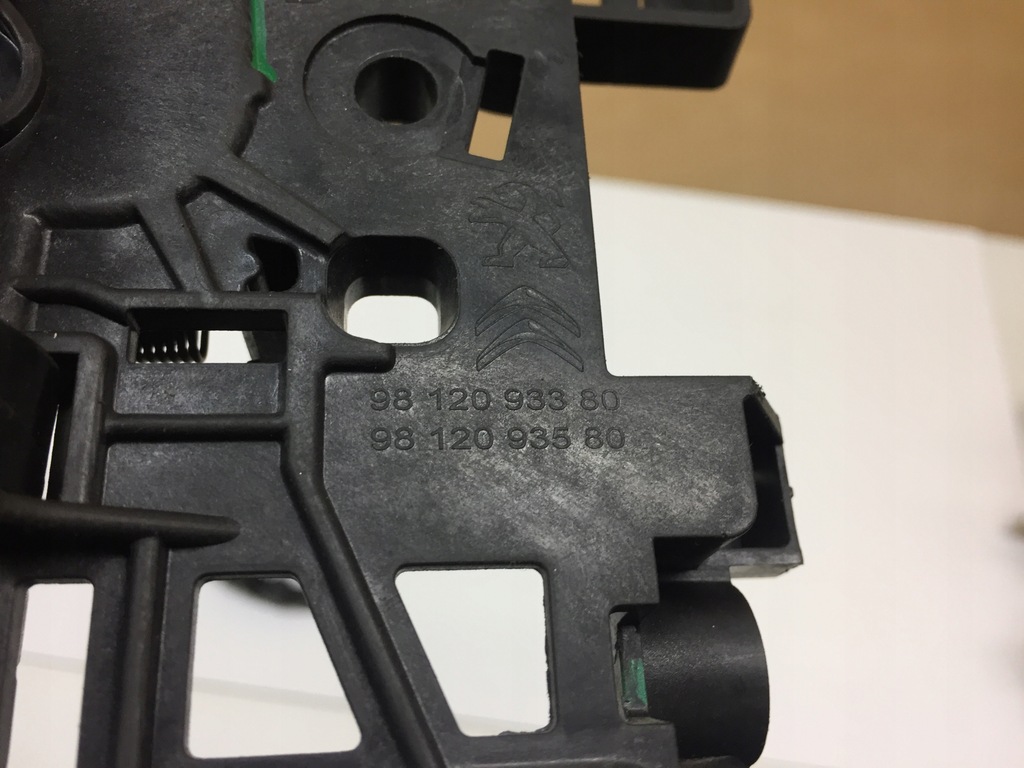 фото №3, Peugeot rifter ручка салона правый bok 9812093380