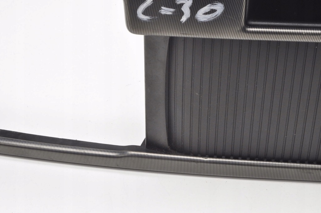 фото №6, Volvo c30 шторка бардачка жалюзи панель