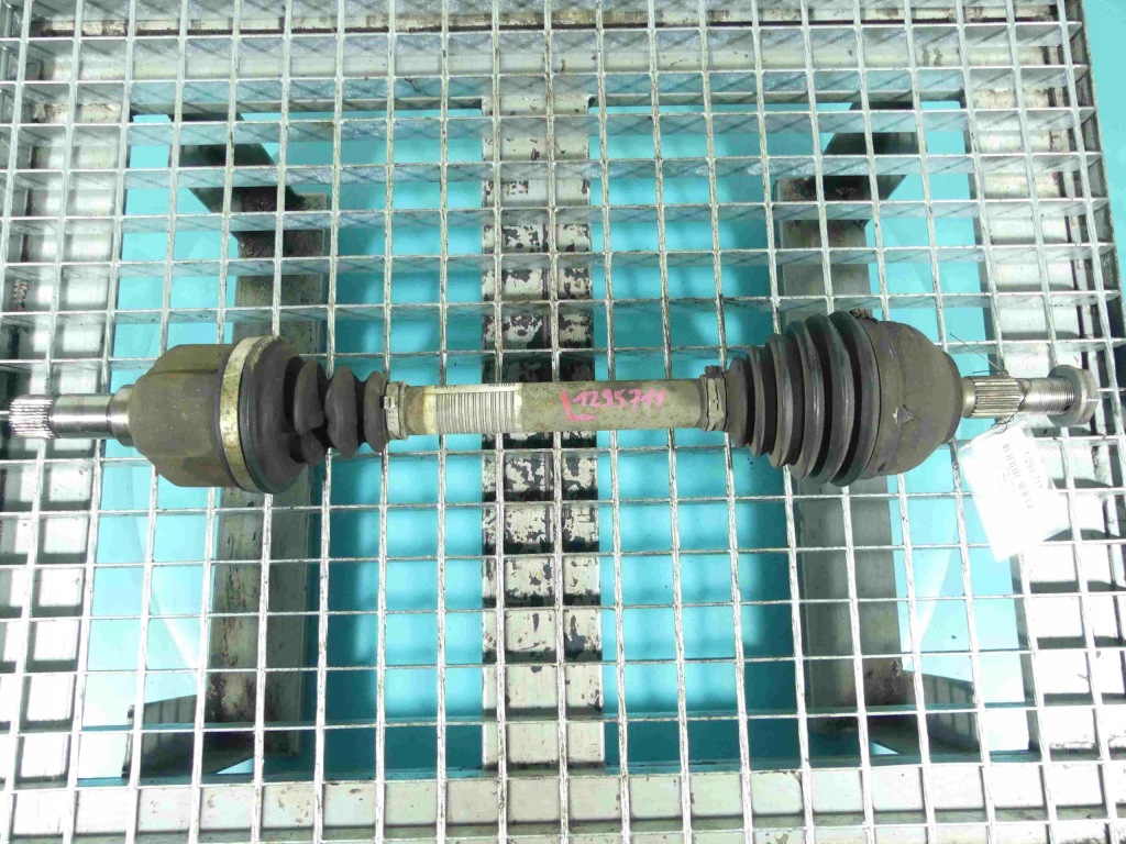 фото №1, Приводной вал левая peugeot 3008 i 09-16 2.0 hdi