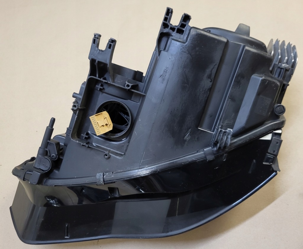 Купити Фара перед bixenon некерований фара правий led audi a5 8t рестайлінг  оригінальний номер europ