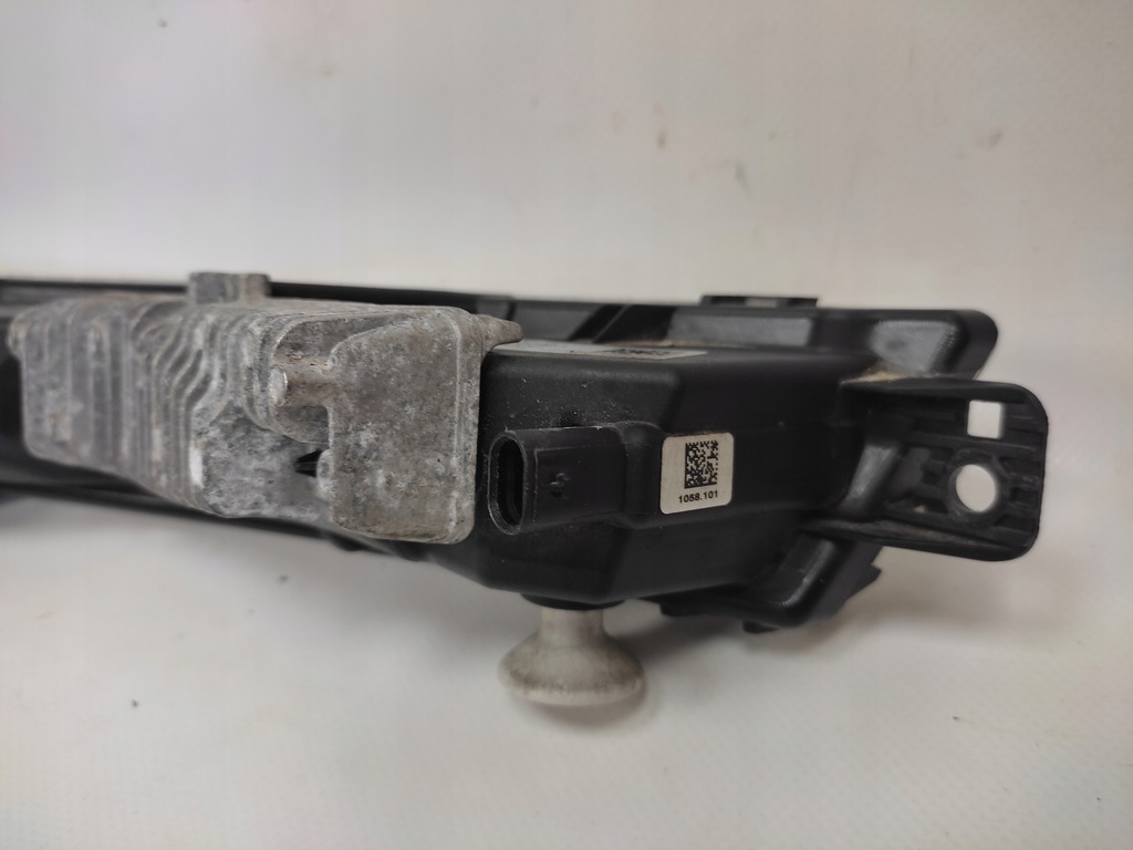 фото №11, Jaguar f-pace x761 протитуманна фара лівий перед led 2016-